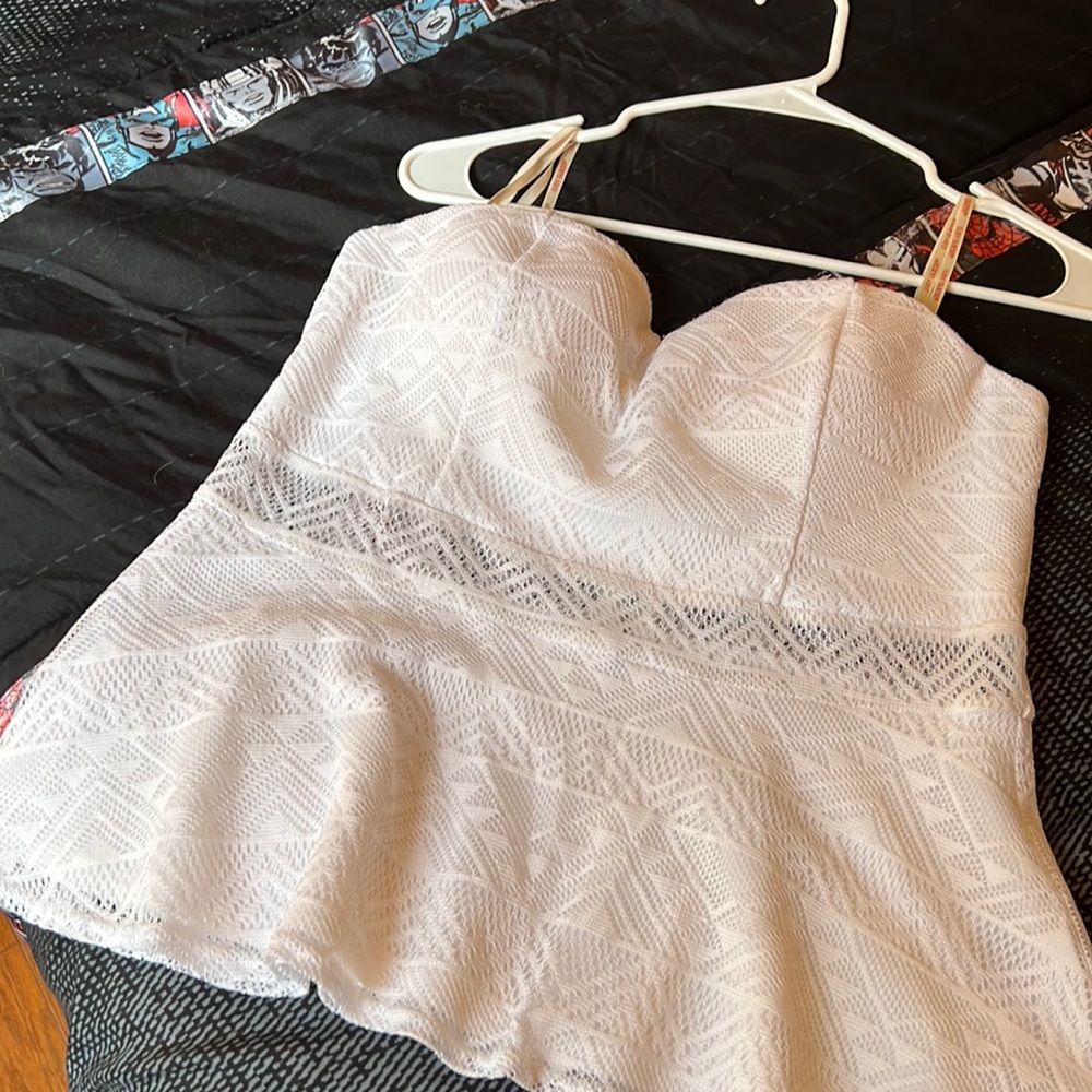 G by Guess white lace top
